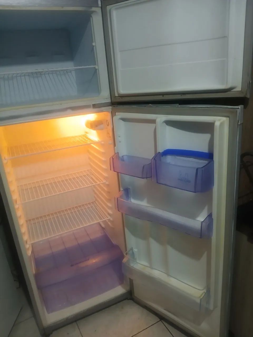 Geladeira continental funcionando perfeitamente preparada para protarr - Foto 5