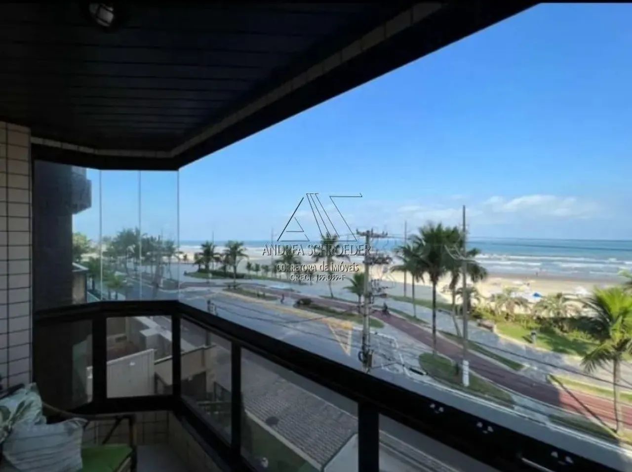 Oportunidade excelente! Apartamento 2 dorms., 1 suíte, numa localização impar, do lado da 