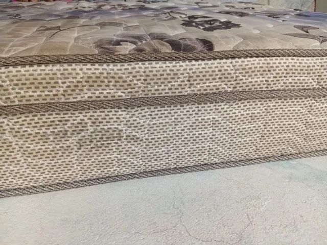 VENDO COLCHÃO SOLTEIRO SEMI-ORTOPÉDICO ORTOBOM  - Foto 3