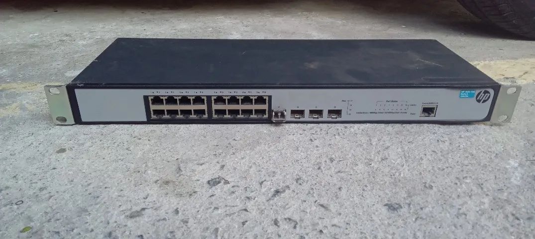 Switch HP 1920  ideal para pequenas e médias empresas