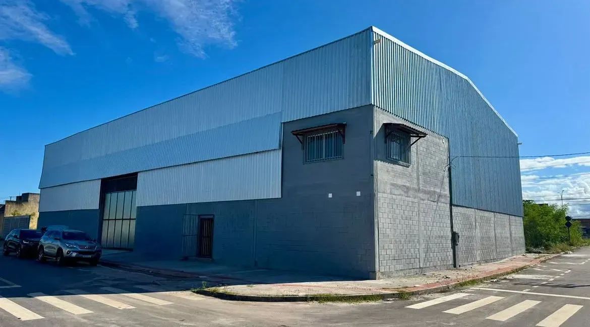 Galpão de 950 m² , margens RodoSol | Praia dos Recifes