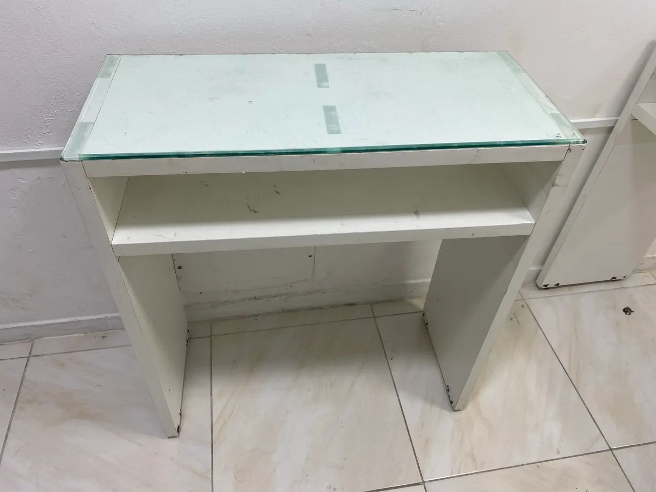 Mesas para Manicure ou para Estudo (PARA VENDER LOGO) - Foto 2