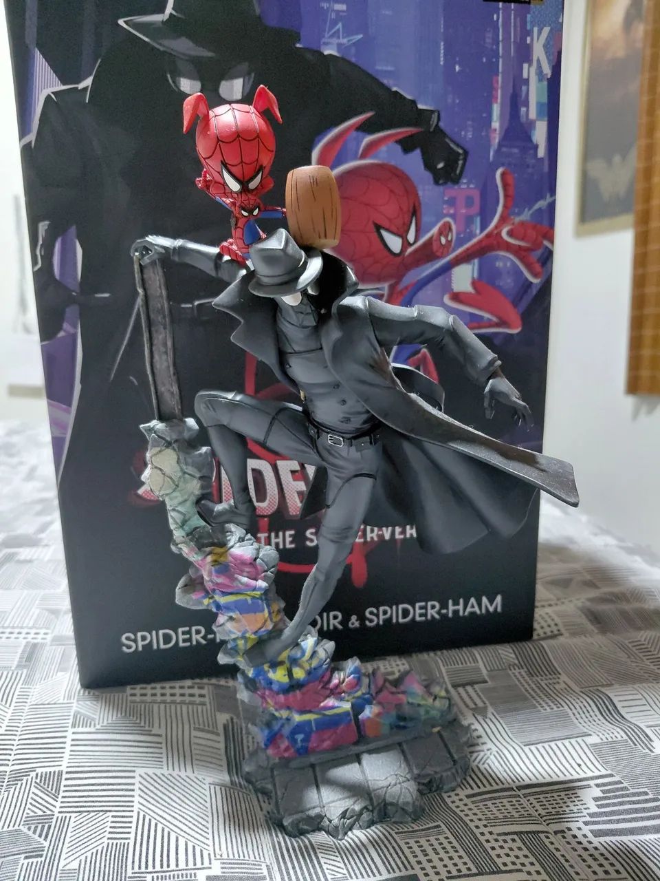 Spider-man Noir e Spider Ham Iron Studios 1/10 