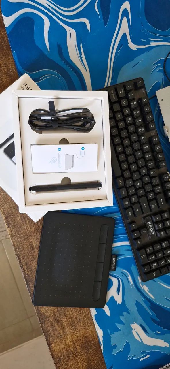 MESA digitalizadora wacon intuos 4100 