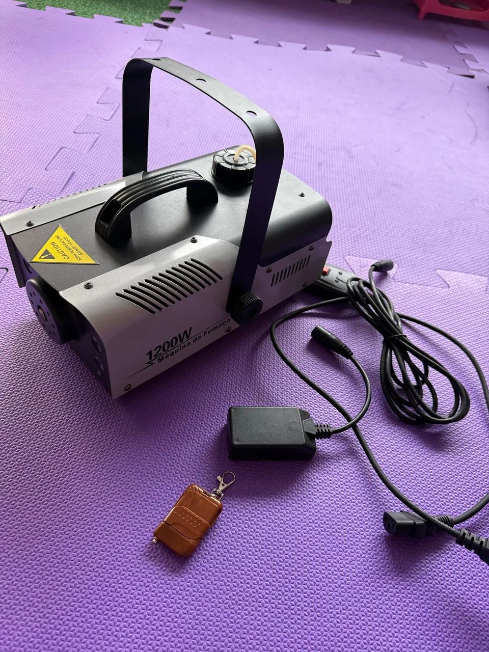 Máquina de fumaça 1200w  - Foto 4