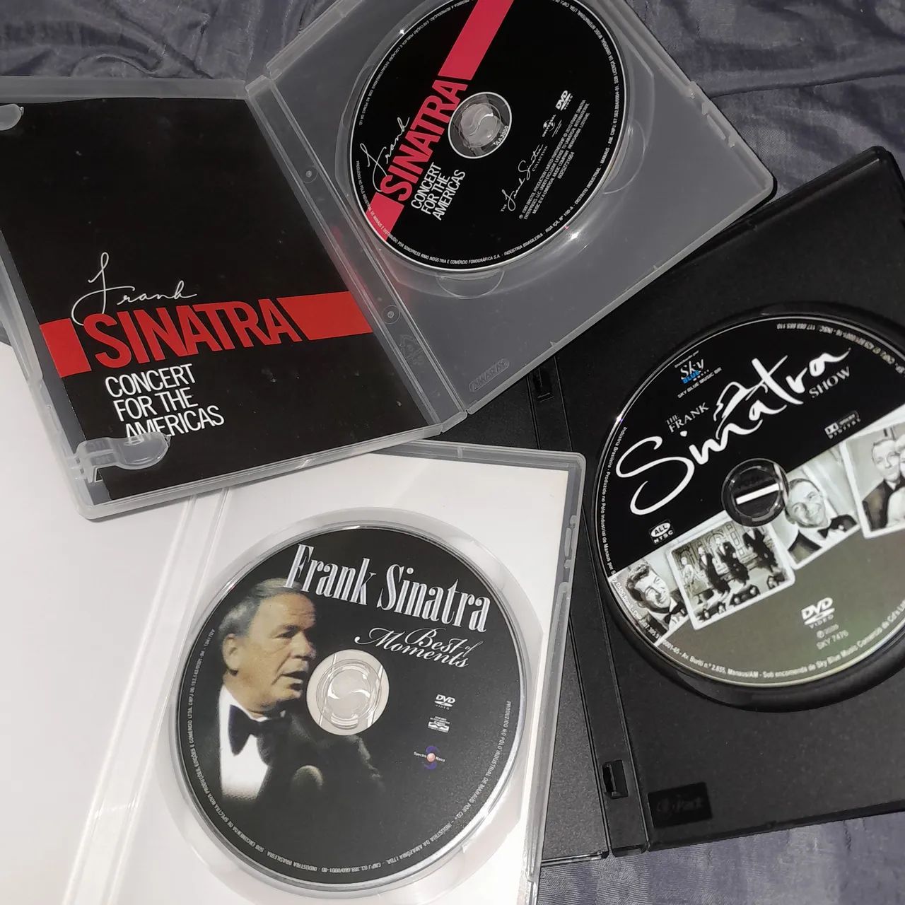 Kit 3 dvds e fita vhs Frank sinatra - Foto 2