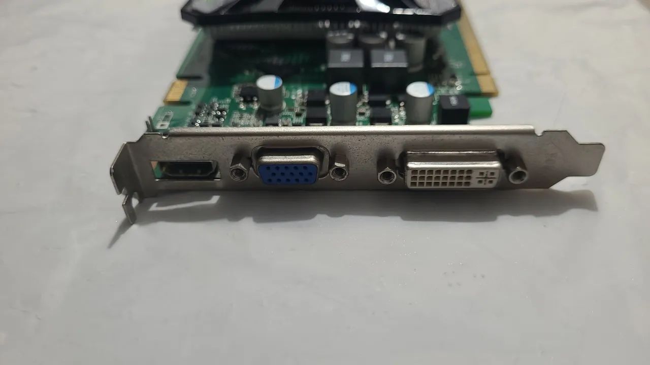 Placa de video GEFORCE 9800 - Foto 2