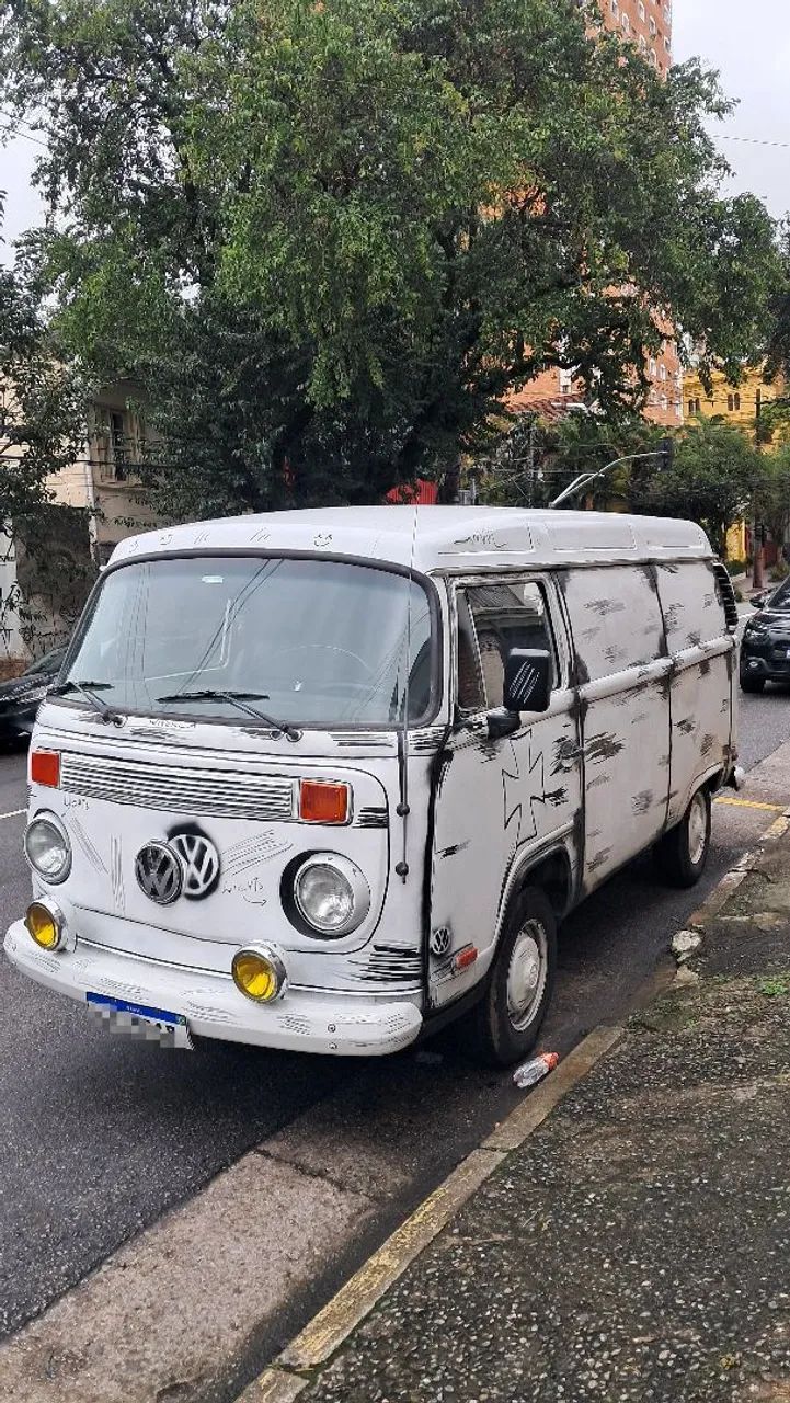 Volkswagen Kombi Furgão 1999