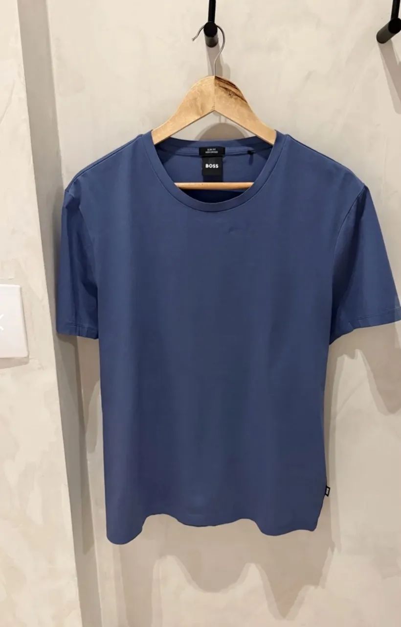 Camiseta BOSS Azul Lisa