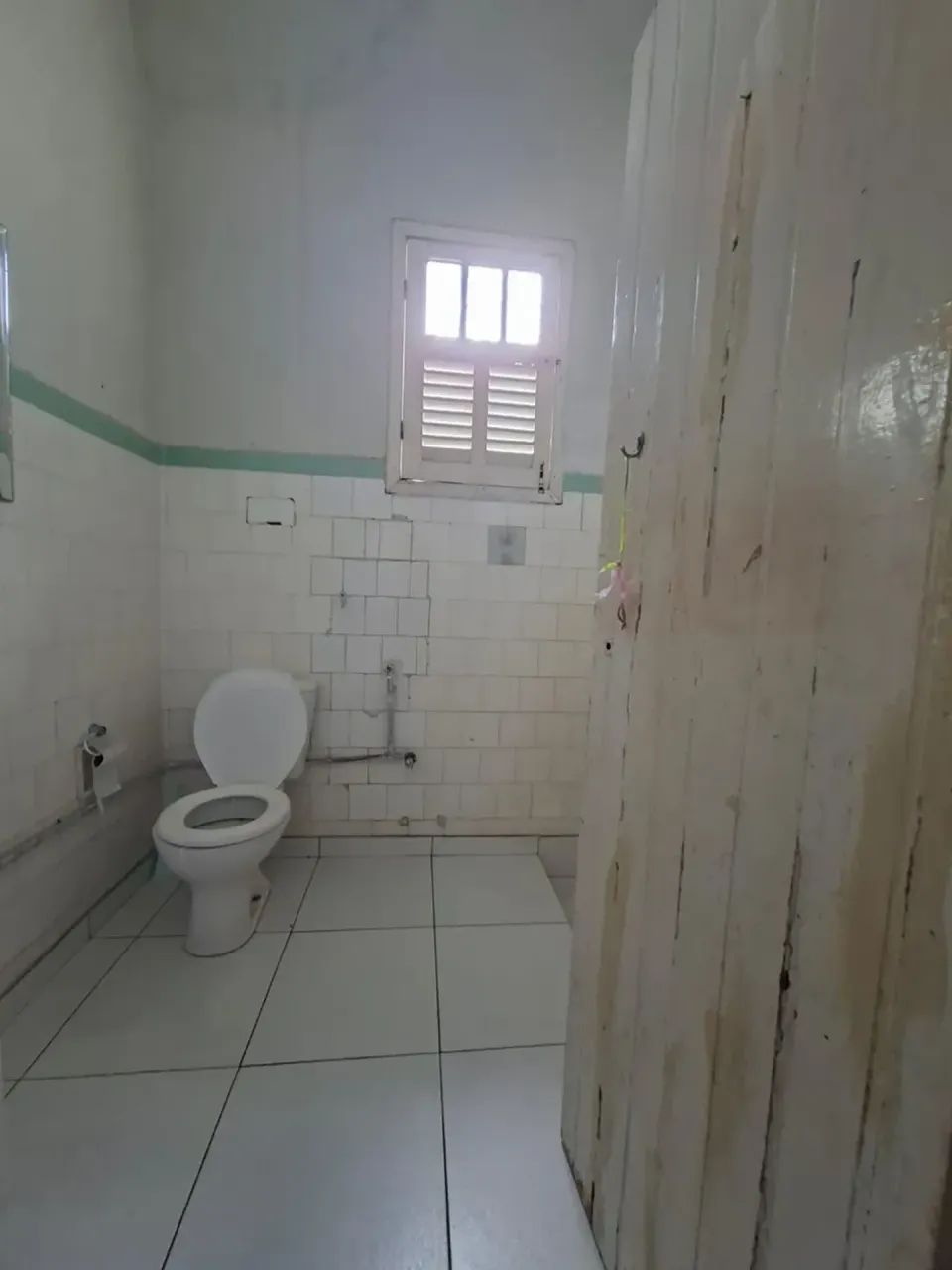 Alugo casa no centro da cidade - Foto 4