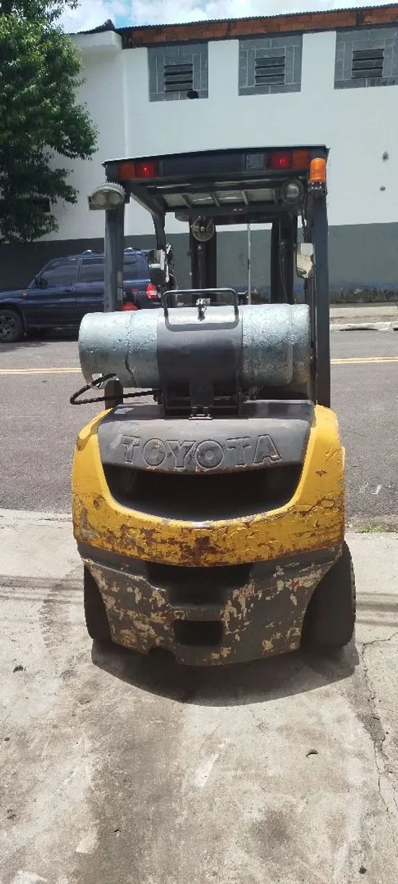 Empilhadeira Toyota 8FG25 2013 - Foto 6
