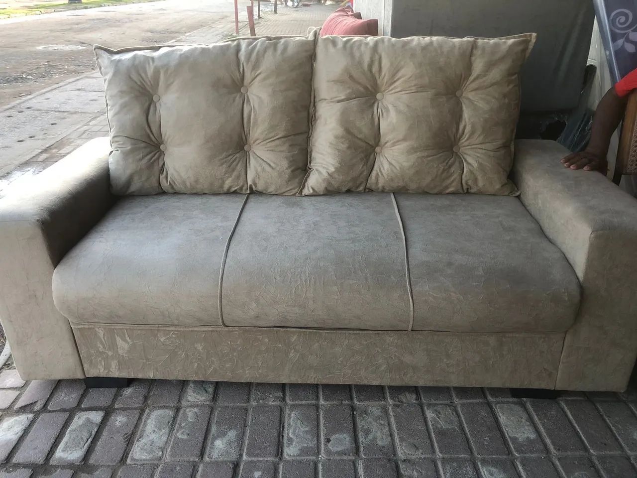 Sofa almofadado 2 metros da fábrica  - Foto 2
