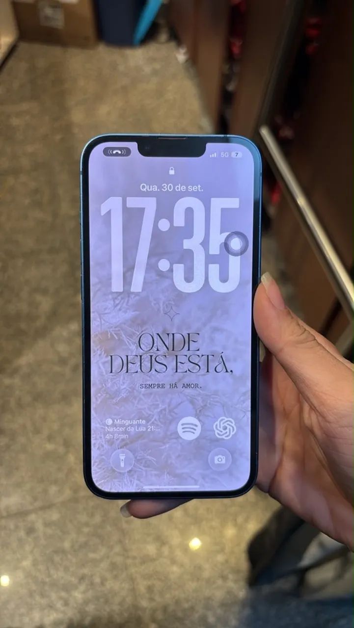 iPhone 13 