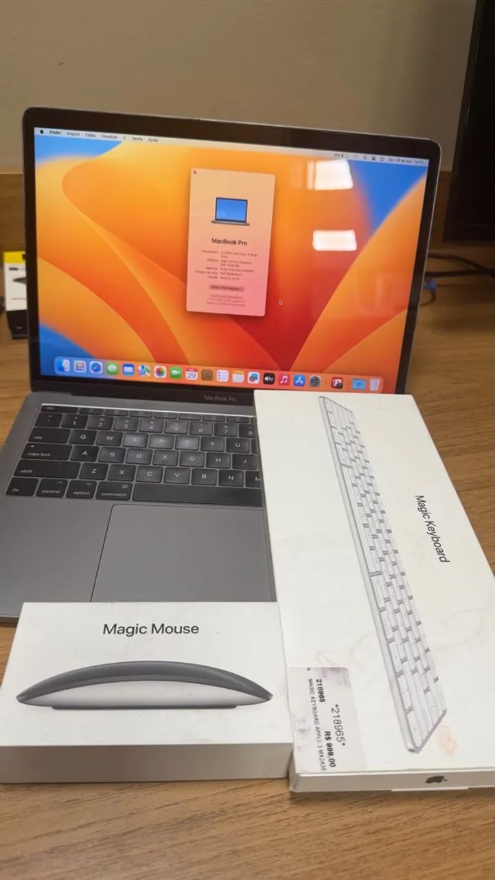 MacBook Pro 2017 - R$ 3.200 - teclado e mouse Apple 