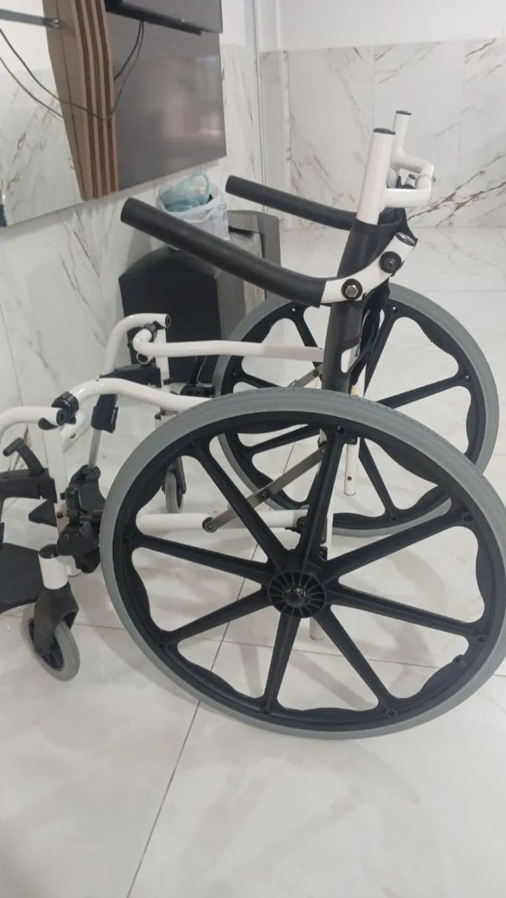 Cadeira de Banho H1 ortobras nova 