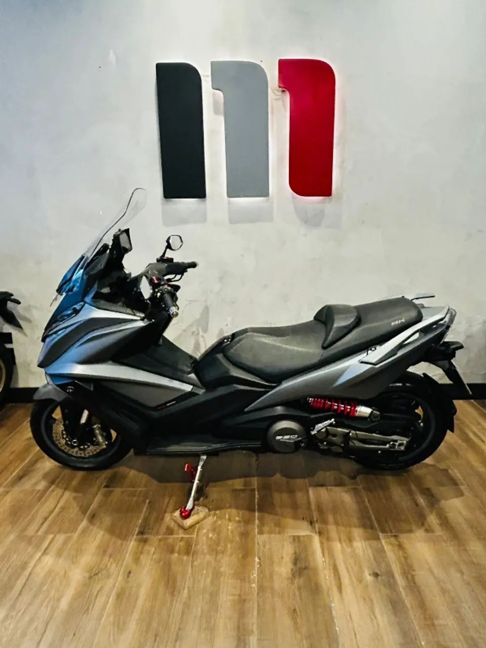 AK 550 2022 - Foto 2