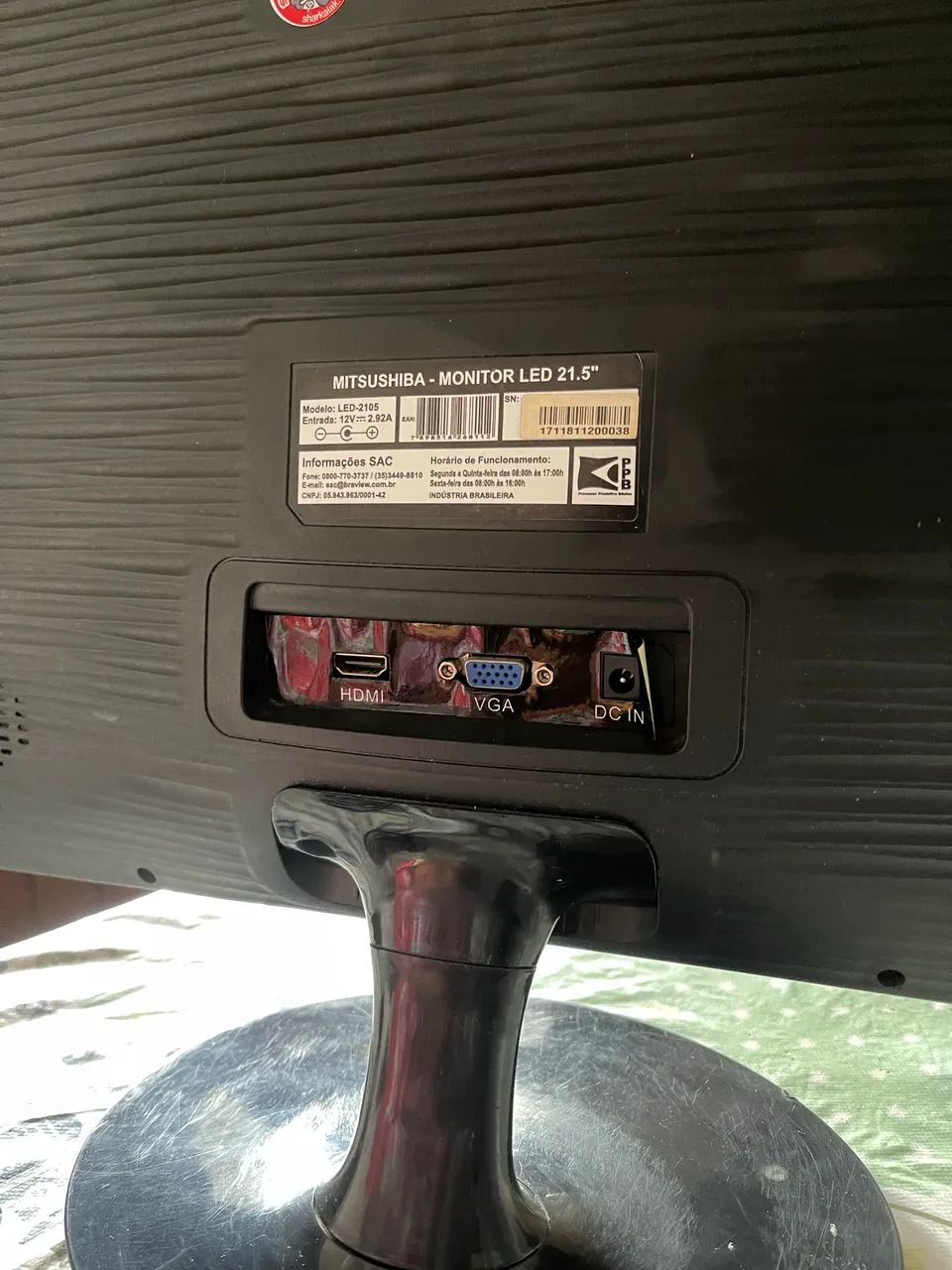 MONITOR MITSUSHIBA LED 21.5?