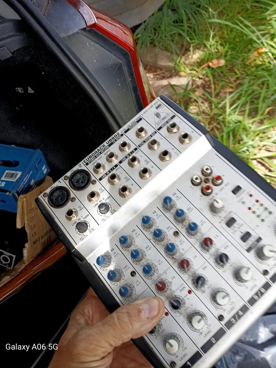 Mesa de som Behringer Eurorack UB802  - Foto 4