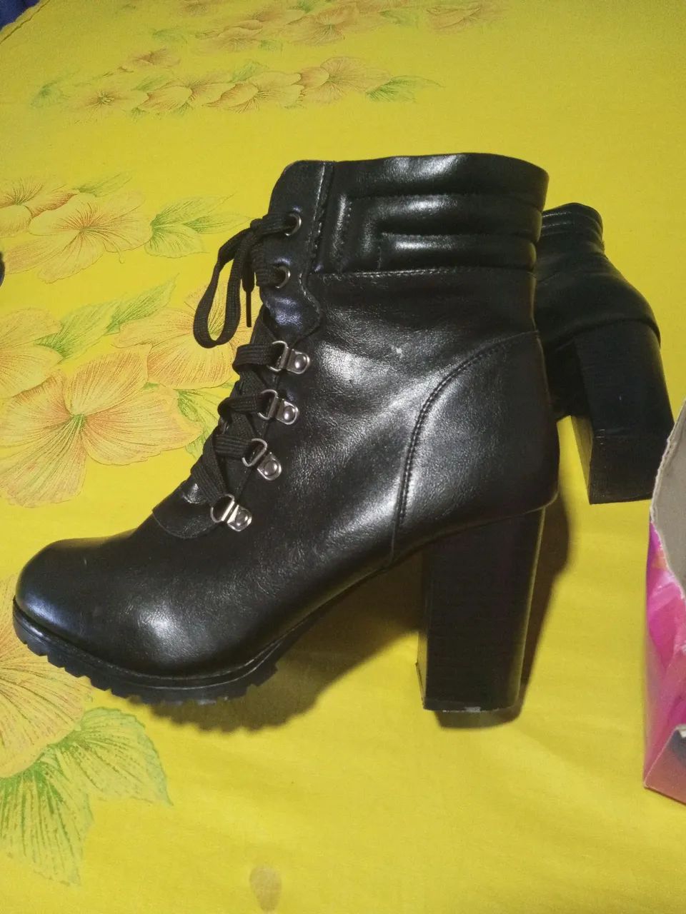 Bota - Foto 2