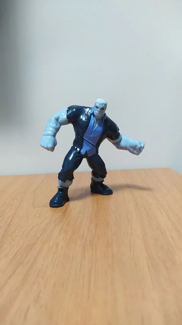 Boneco Solomon Grundy DC McDonald's 2018