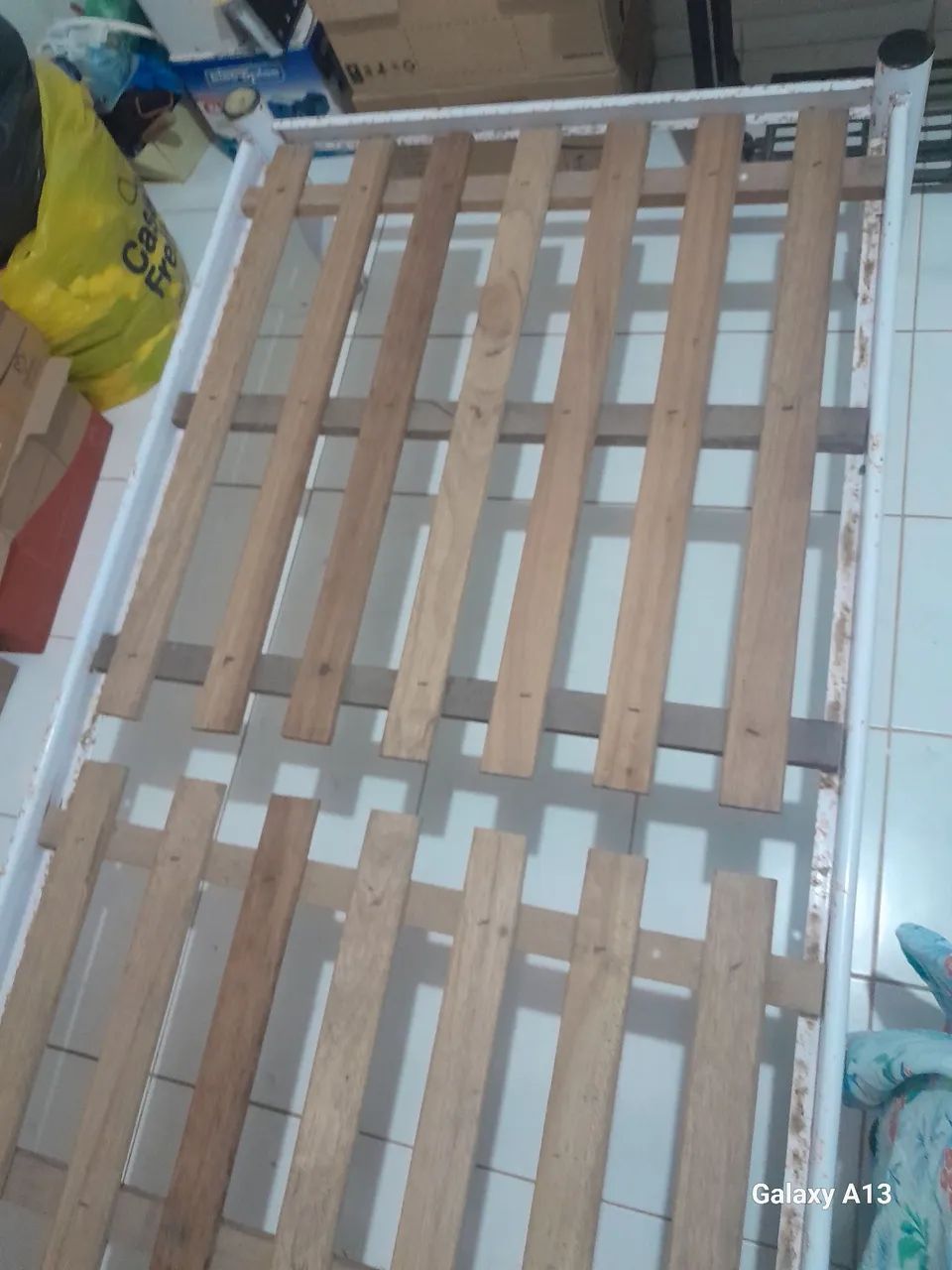 Cama de solteiro de ferro desmontável  - Foto 3