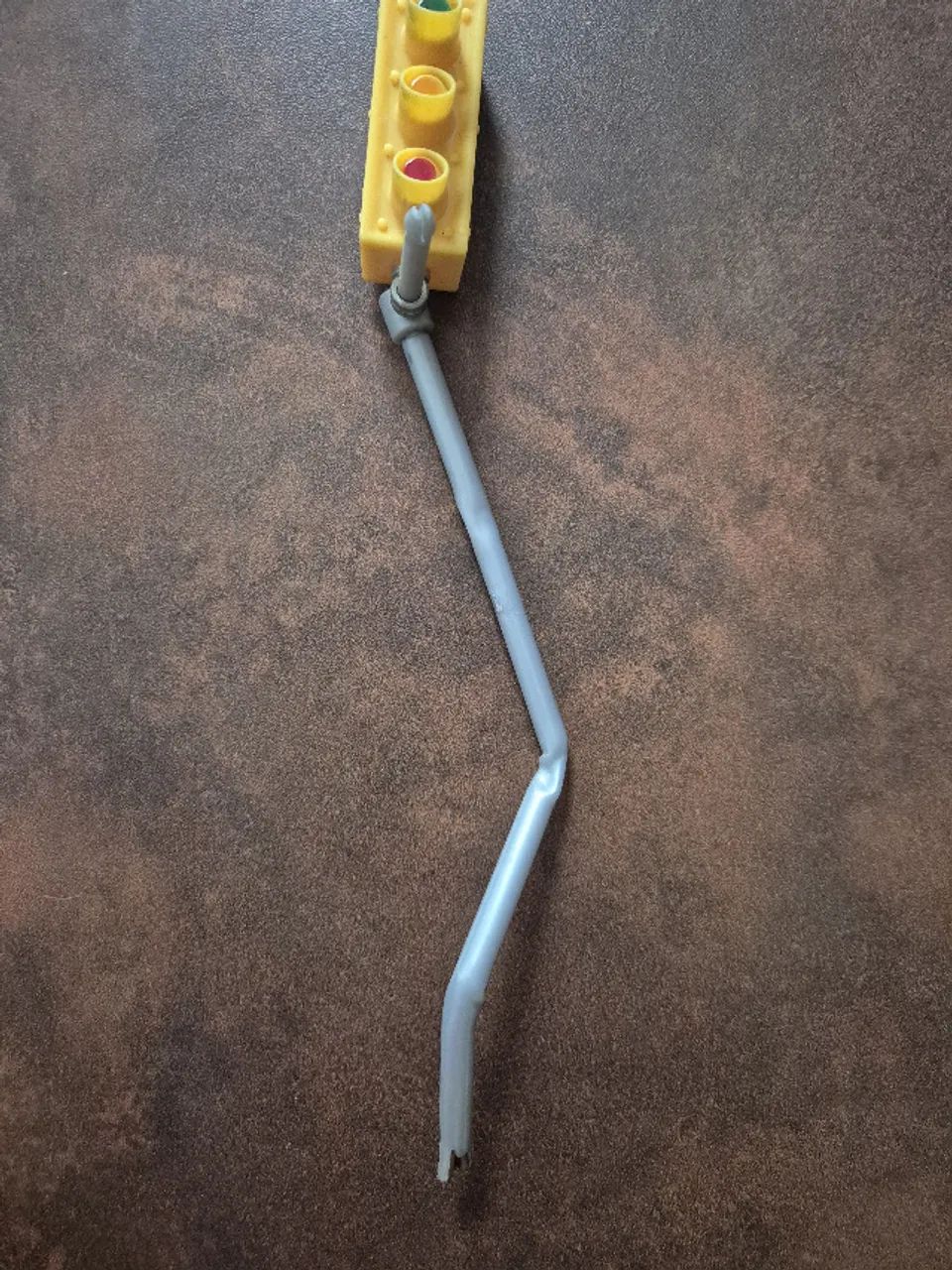 Poste "Quebrado" para Cenário de Figuras de Ação - Foto 2