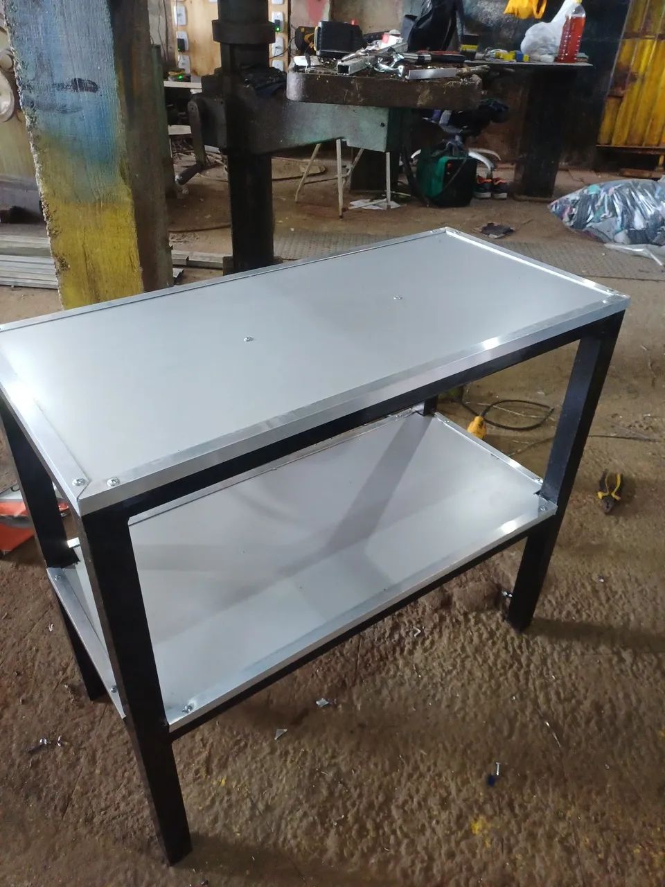 Mesa para aquarios