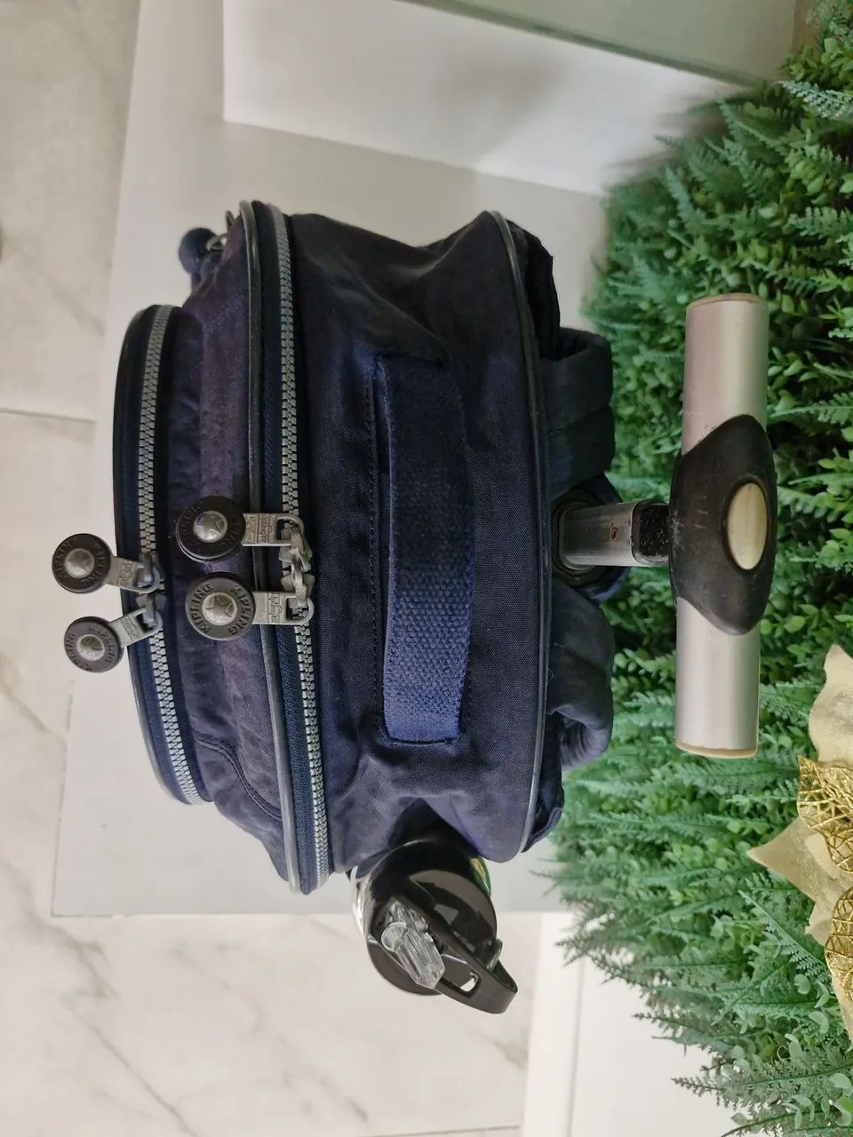 Mochila kipling ORIGINAL c 2 rodinhas  - Foto 4