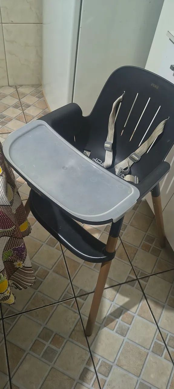 Cadeira alimentação  - Foto 2