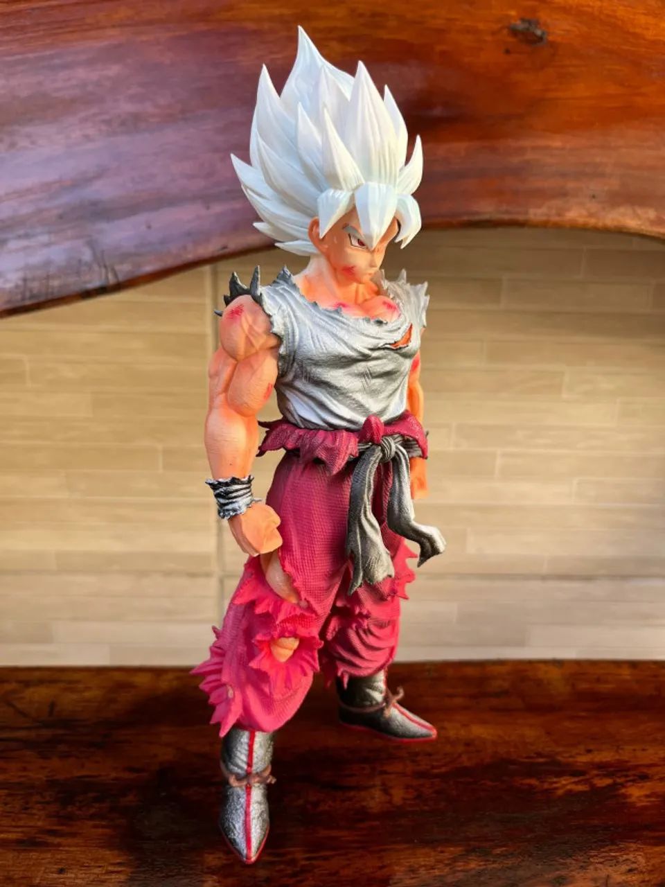 Action Figure Dragon Ball - Goku Instinto Superior 27cm - Foto 4