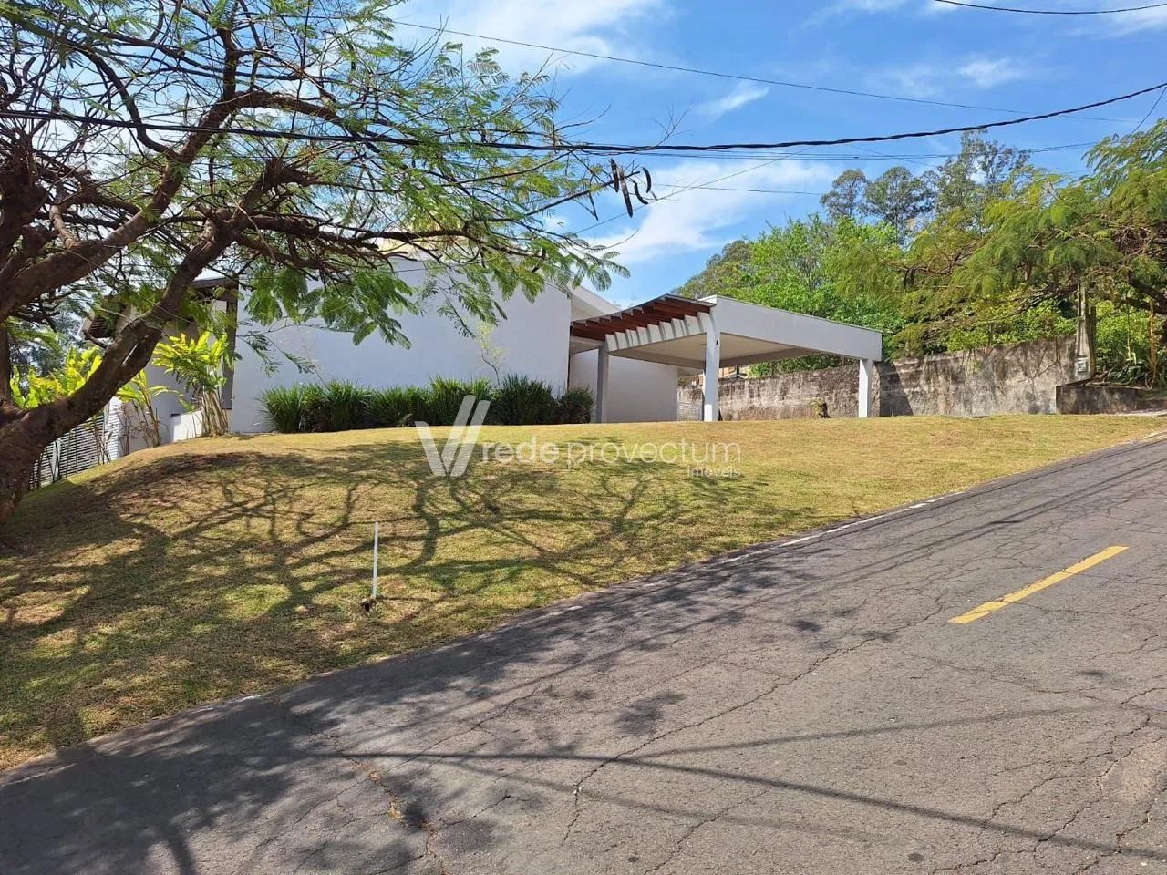 Casa Térrea a Venda 3 Suítes Condomínio Vinhedo SP