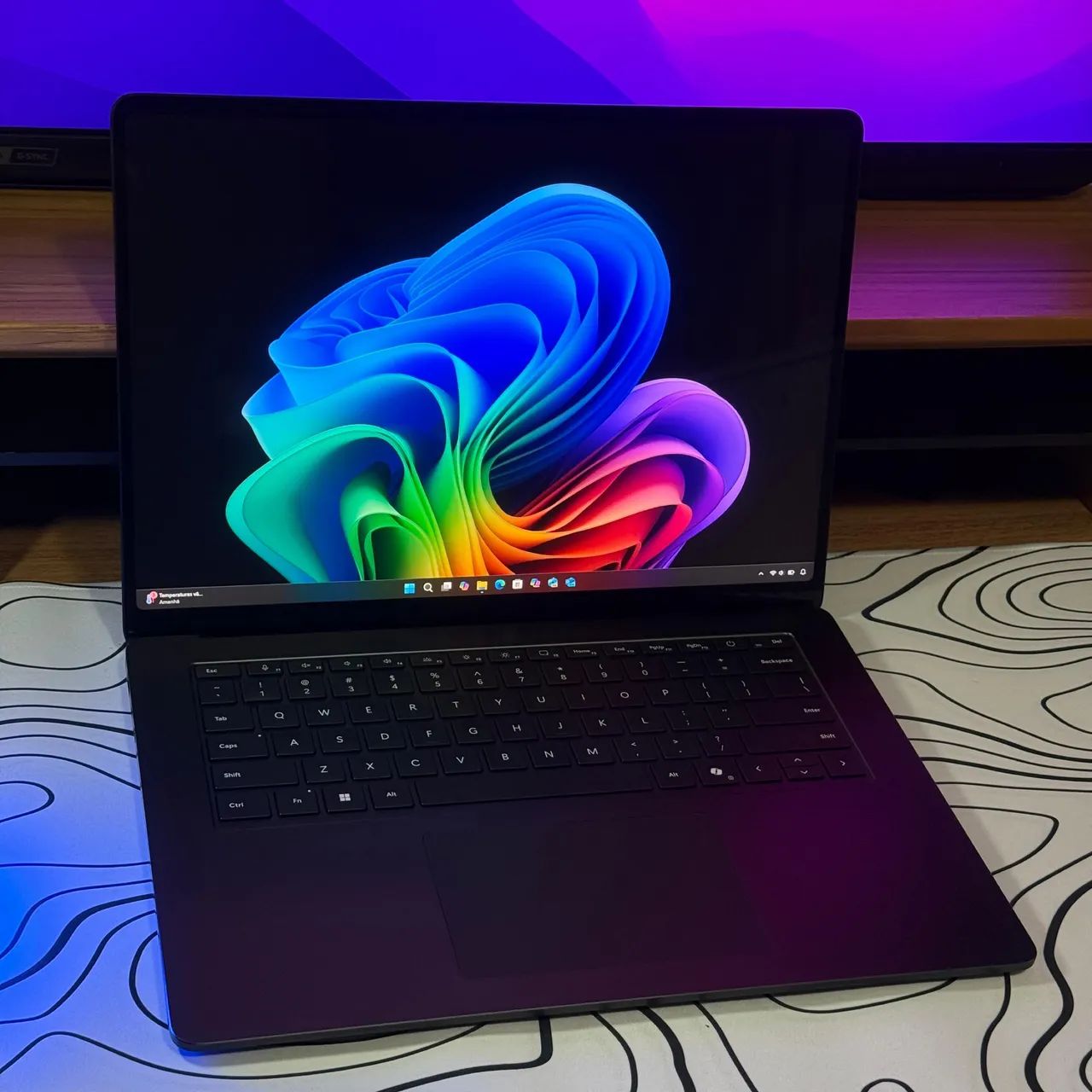 Notebook Microsoft Surface 2025 - Snapdragon X Elite - Foto 5