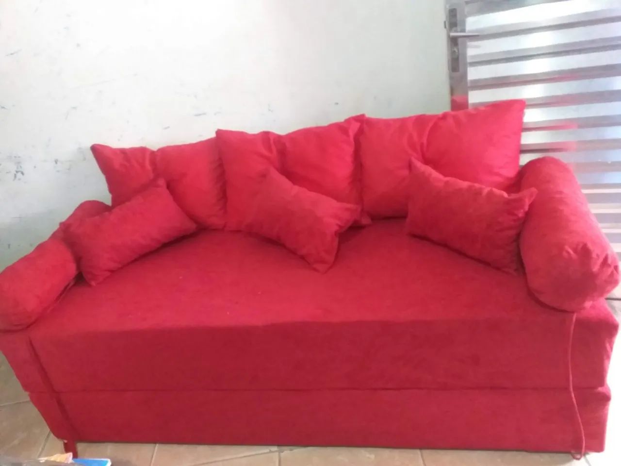 Sofa cama 8 almofadas da fábrica  - Foto 2