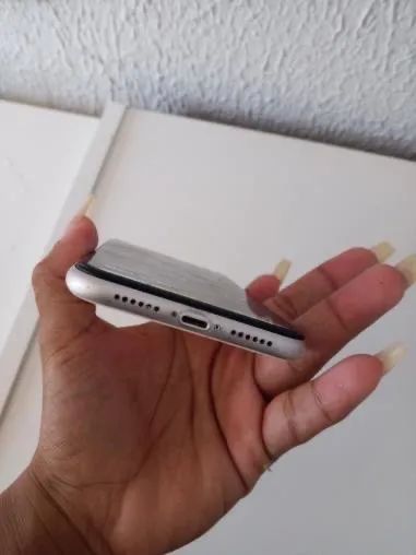 iPhone 11 branco  - Foto 2