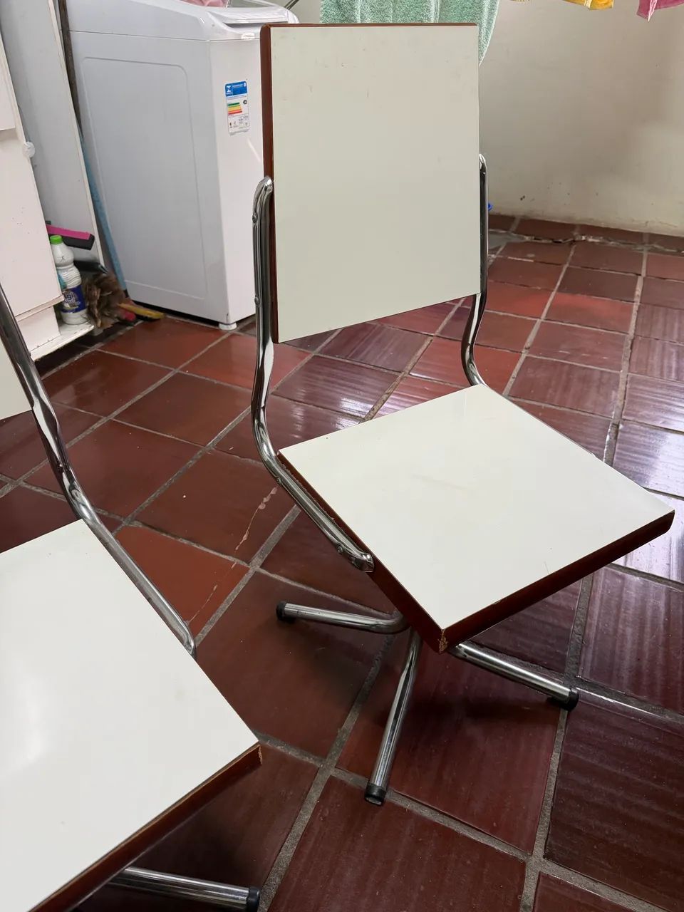 Mesa com 4 cadeiras ótimo custo benefício  - Foto 3