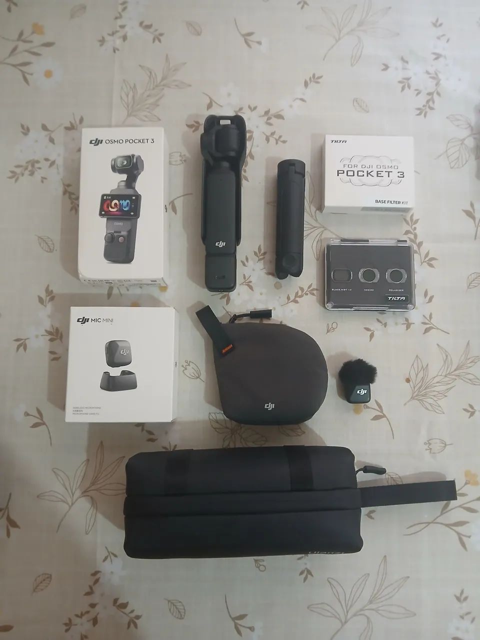 DJI Osmo pocket 3 combo dji mic mini