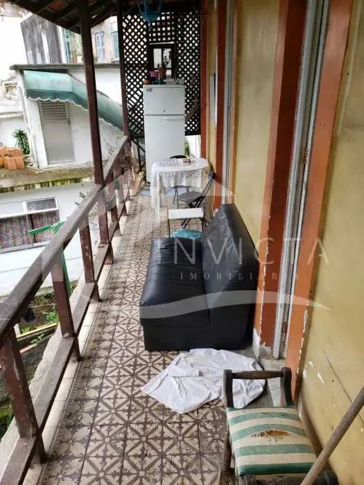 EXCELENTE CASA COM 4 QUARTOS E 340M² - Foto 2
