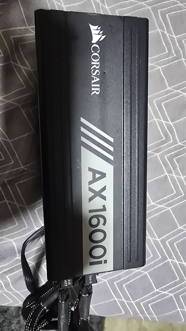 Fonte ax1600i corsair  - Foto 2