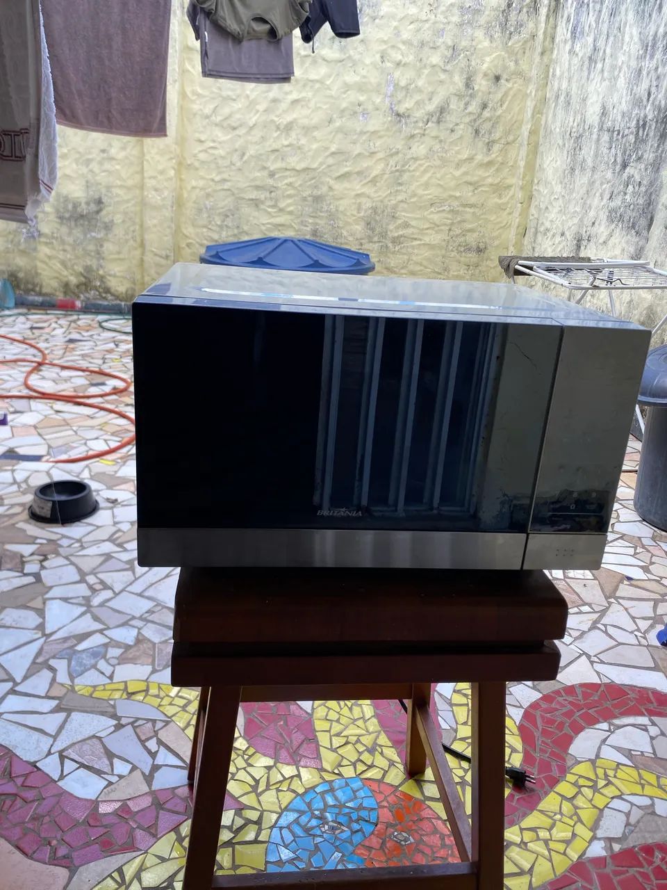 MICROONDAS BRITÂNIA 28L ESPELHADO - Foto 4