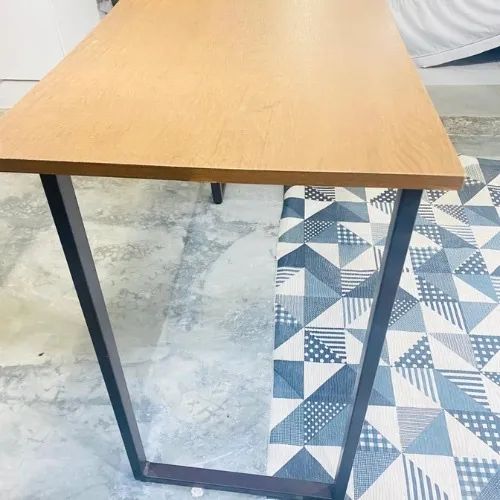 MESA PARA ESCRITÓRIO E ESTUDO + TAPETE - Foto 3