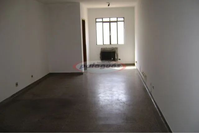 Sala em Sobreloja para alugar no bairro Zona 02