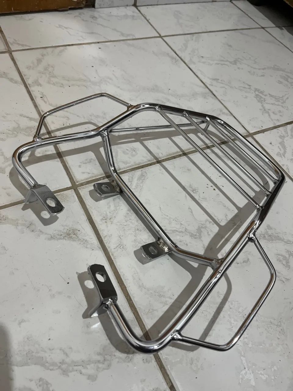 Bagageiro de moto de calcinha - Foto 3