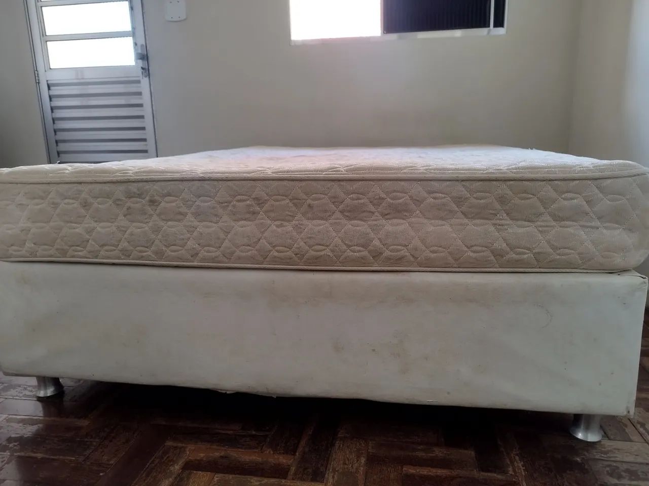 Cama box casal + colchão de molas ensacadas - Foto 4