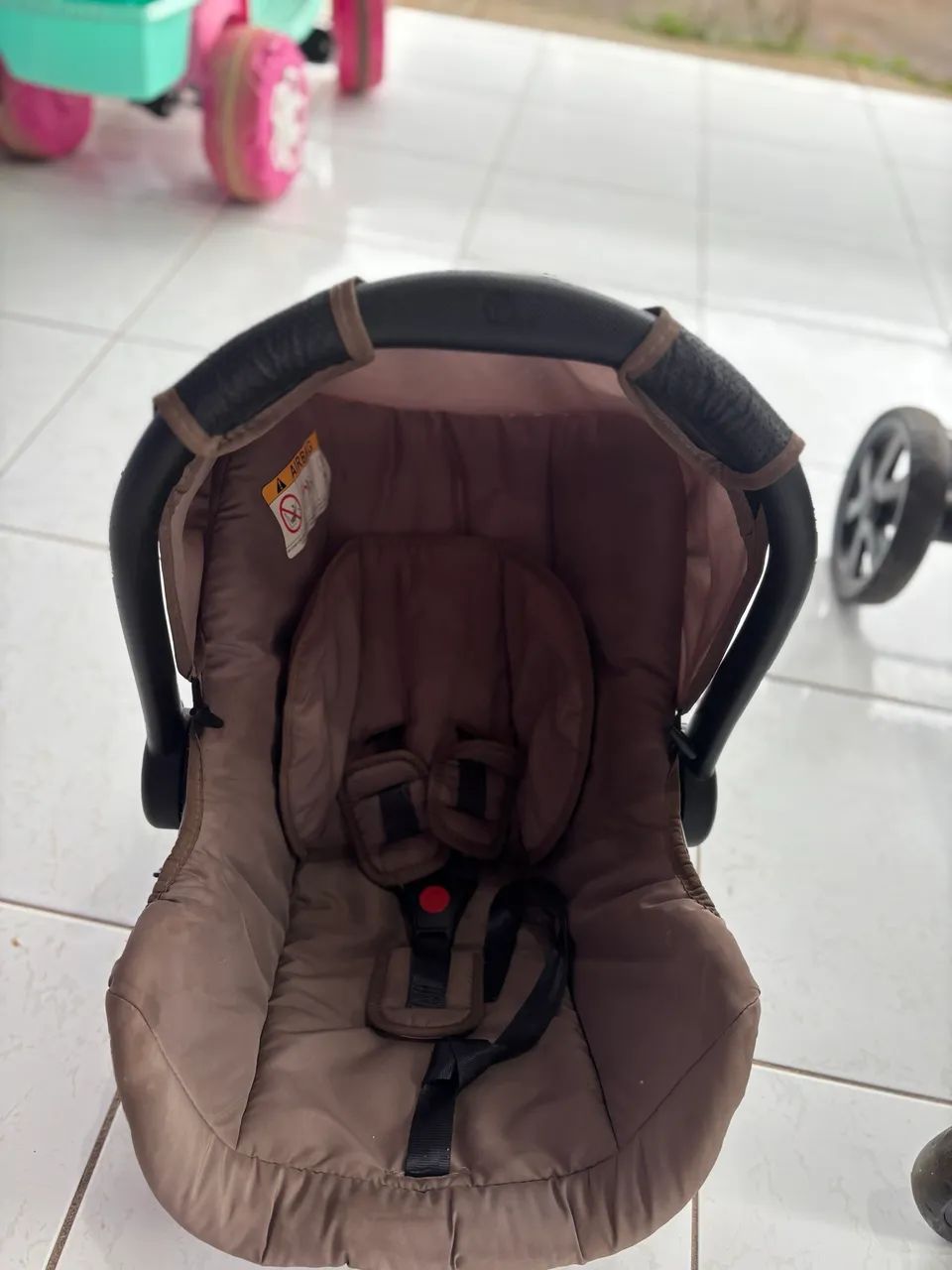 carrinho de bebê + bebê conforto Galzerano Olympus na cor chocolate - Foto 4