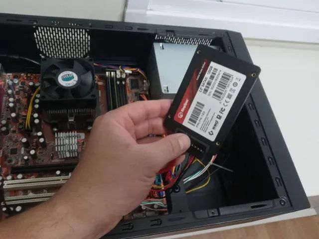 CPU Desktop Itautec - Foto 4