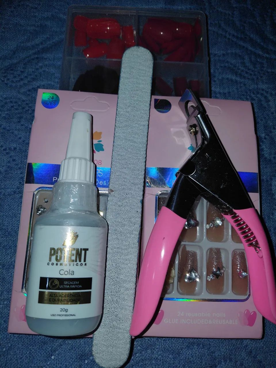 Kit com 5 unha postiça com cola e contando!