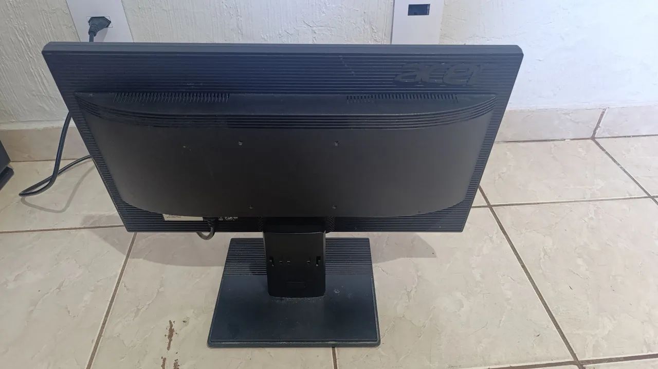 Monitor Acer 19,5' - Foto 5