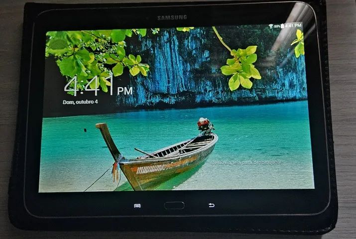 Samsung Galaxy Tab 3 10.1 (GT-P5210) - 2013