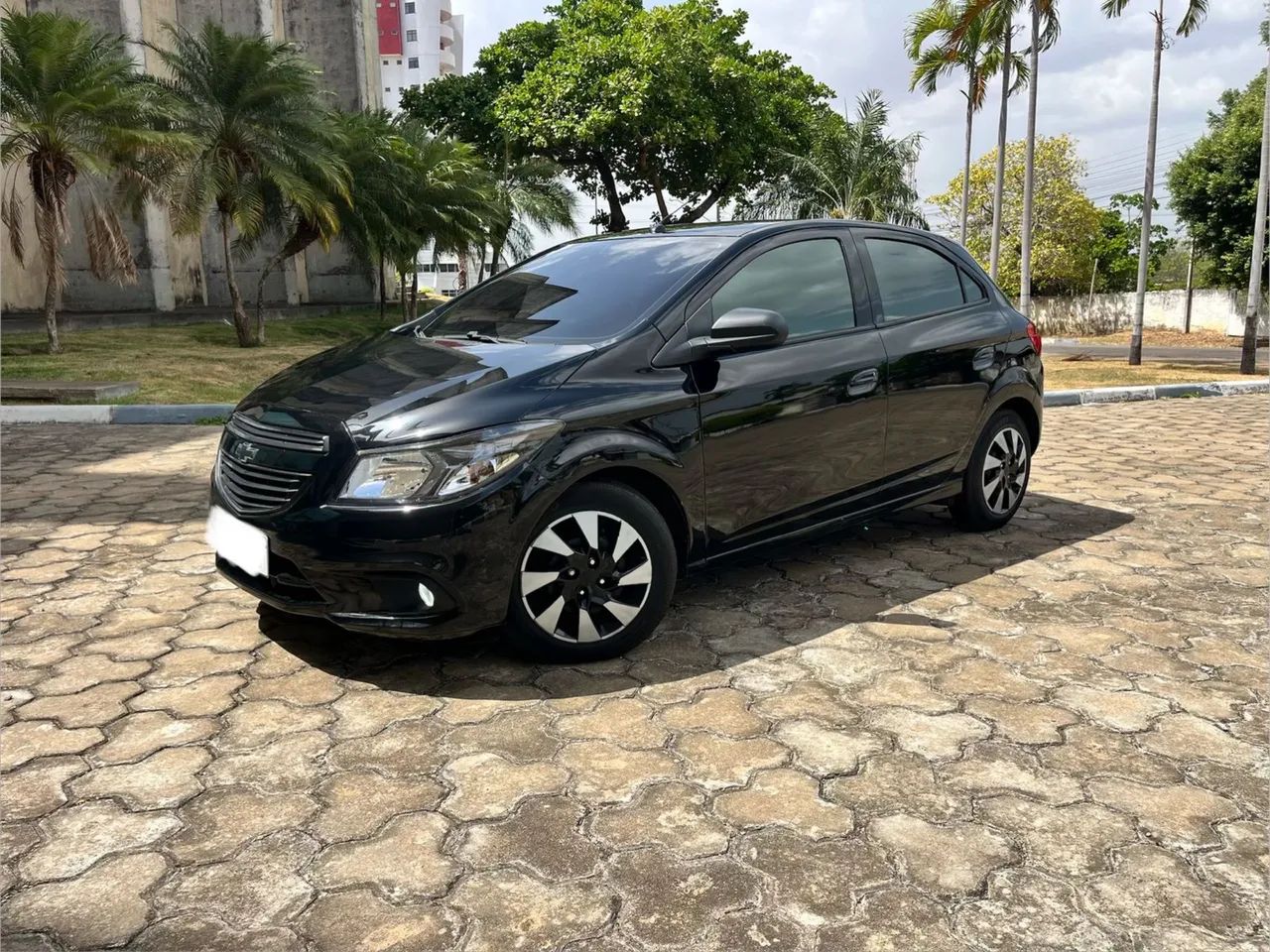 Chevrolet Onix JOY Hatch 1.0 8V Flex Mec. 4P 2019 - Foto 5