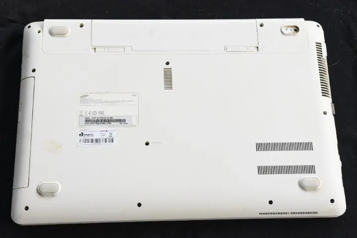 Notebook Samsung Np270 Core I5 8gb Ssd 240gb com Windows 10 - Foto 4